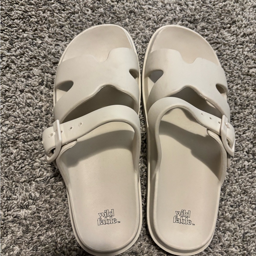 Wild Fable Cream Slide Sandals